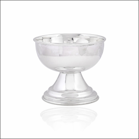 Radiant Elegance Silver Plain Diya Stand