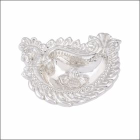 Graceful Glow Splendid Silver Diya