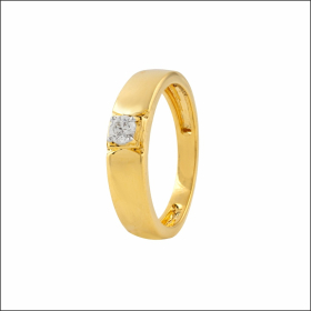 Sleek Lustre Diamond Ring