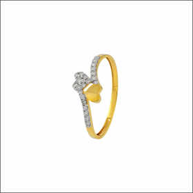 Exquisite Heart Motif Diamond Ring
